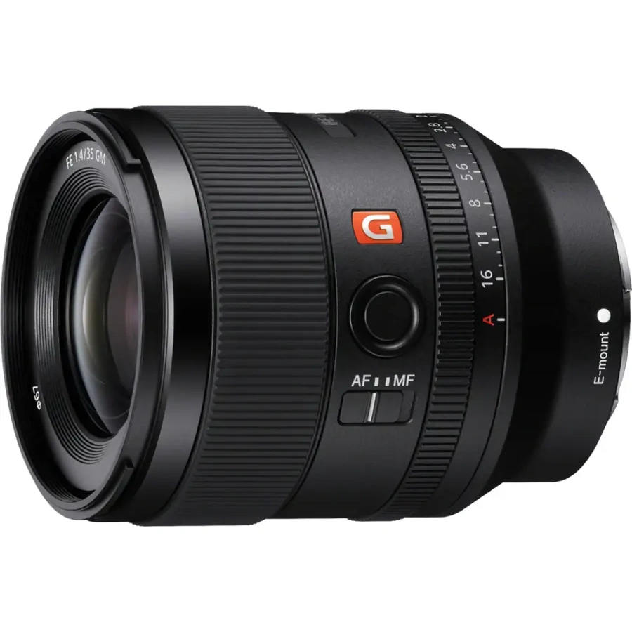 Sony FE 35mm f/1.4 GM lens