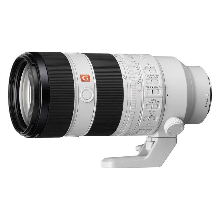 Sony FE 70-200mm f/2.8 GM OSS II lens